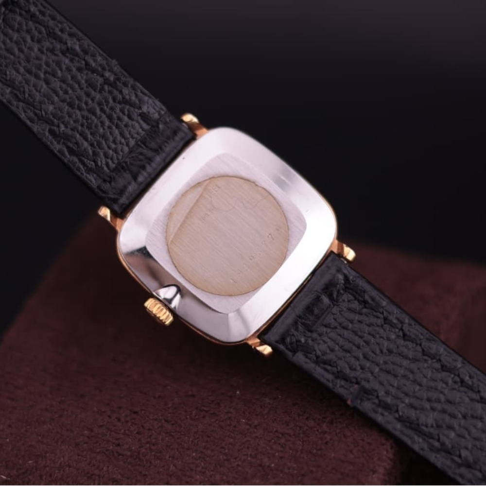 1980s Longines Women’s Dress Watch
Manual-Winding, Gold-Plated
Ref. No. 817-1171 - Picture 13 of 13
